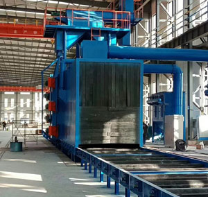 清理大型鋼結構件、焊接件拋丸設備使用現場